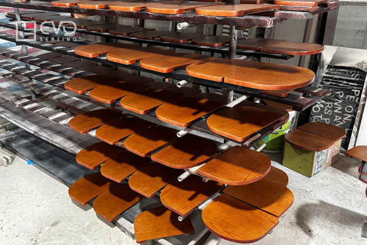 Sản xuất bàn viết cho hội trường