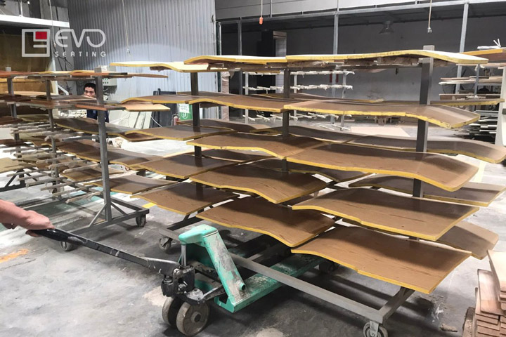 Xuất ốp lưng ghế