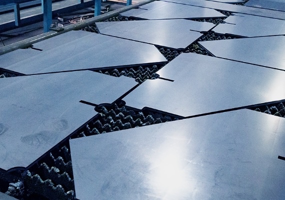 Gia công cắt sắt thép bằng máy Laser Fiber - Dịch Vụ Gia Công Cơ Khí & Cắt Laser Thắng Lợi Việt Nhật - Công Ty TNHH Thắng Lợi Việt Nhật