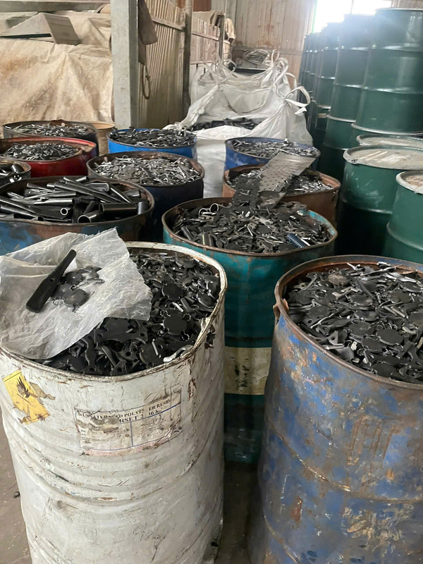 Thu mua phế liệu kim loại