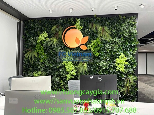 Thi công tường cây