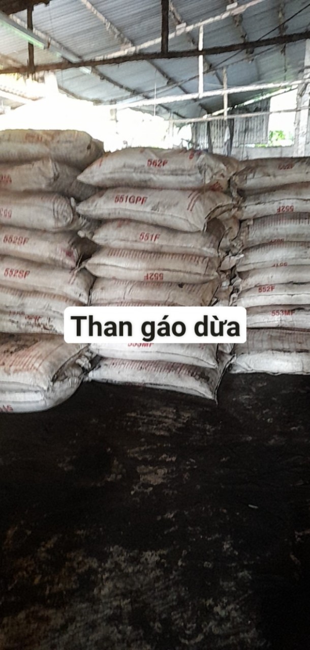 Than gáo dừa