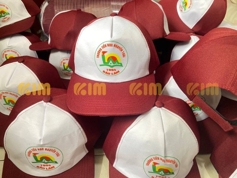 Mũ lưỡi trai in logo trường Nguyễn Trãi - Mũ Nón Sản Xuất Kim - Công Ty TNHH Kim Advertising
