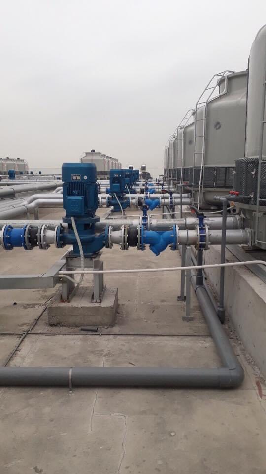 Hệ thống Chiller nhà máy Eva - Thi Công Phòng Sạch Hoàng Vượng - Công Ty Cổ Phần Sản Xuất Và Thương Mại Hoàng Vượng