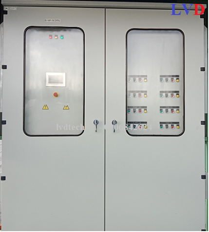 Tủ điều khiển bơm chiller - Phòng Sạch LVD - Công Ty TNHH Đầu Tư và Phát Triển LVD