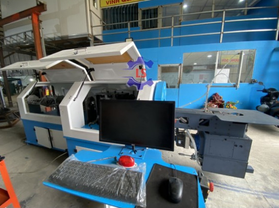 Máy uốn CNC 3D