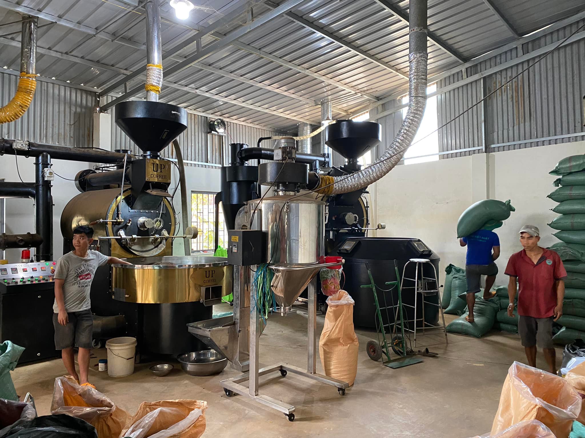 Hình ảnh nhà máy Uyên Phương