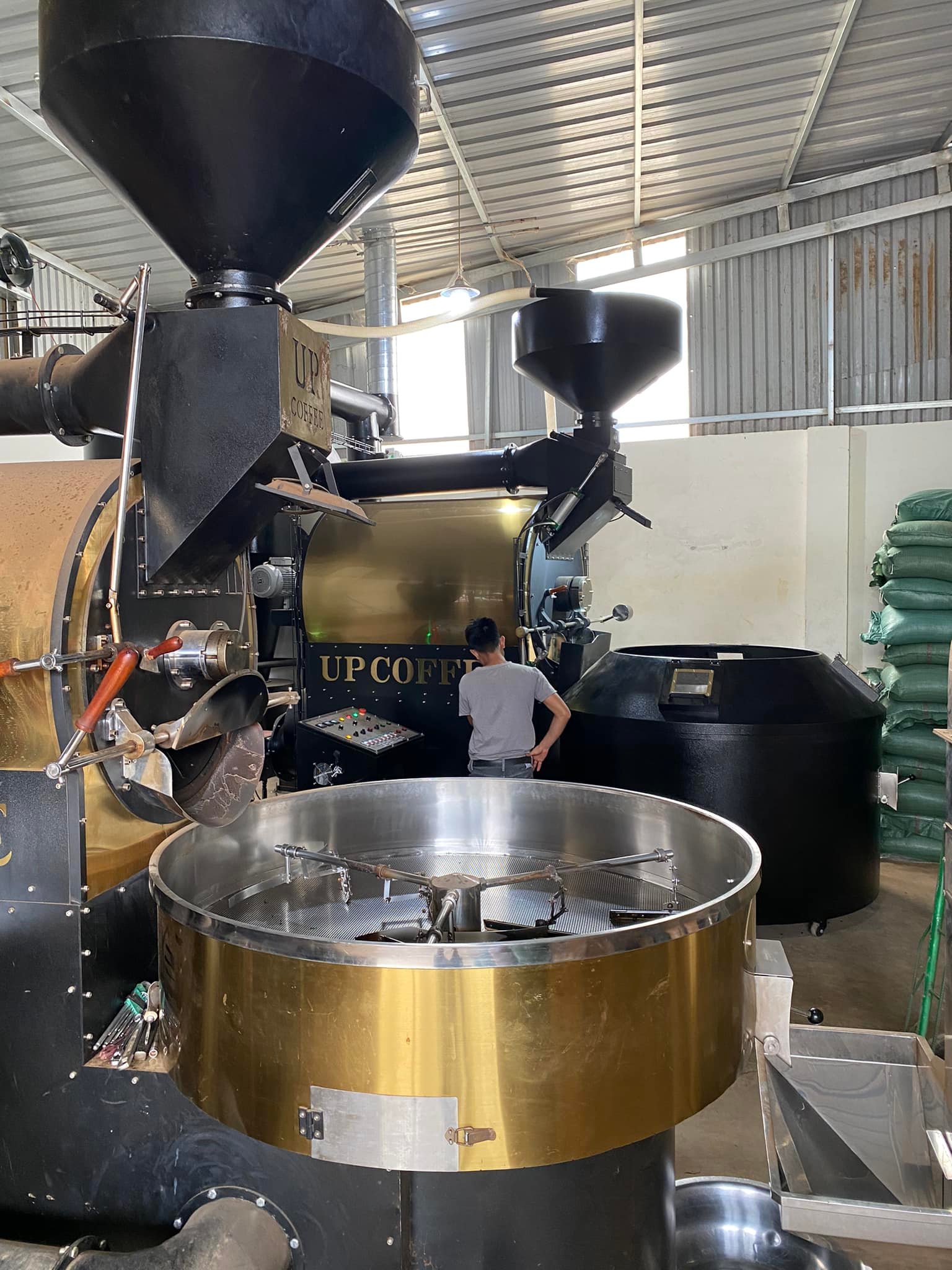 Hình ảnh nhà máy Uyên Phương