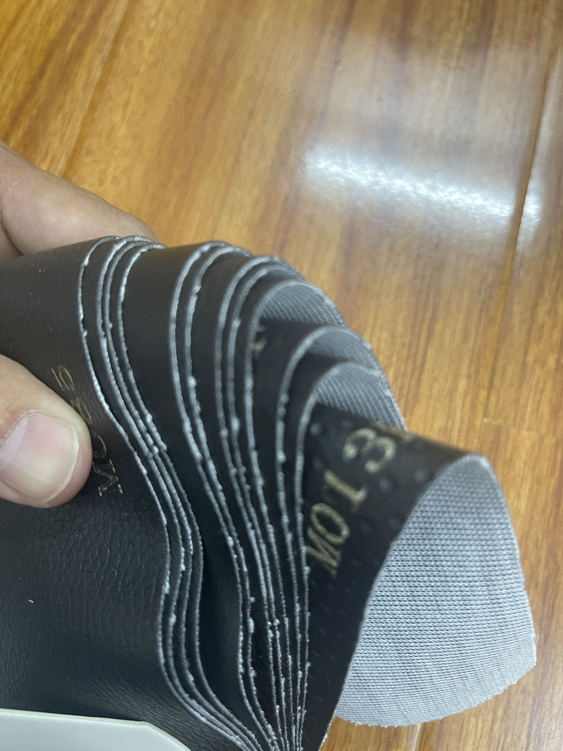 Da may yên xe máy - Vải Da 5D Hà Nội - Công Ty Cổ Phần OZ Leather