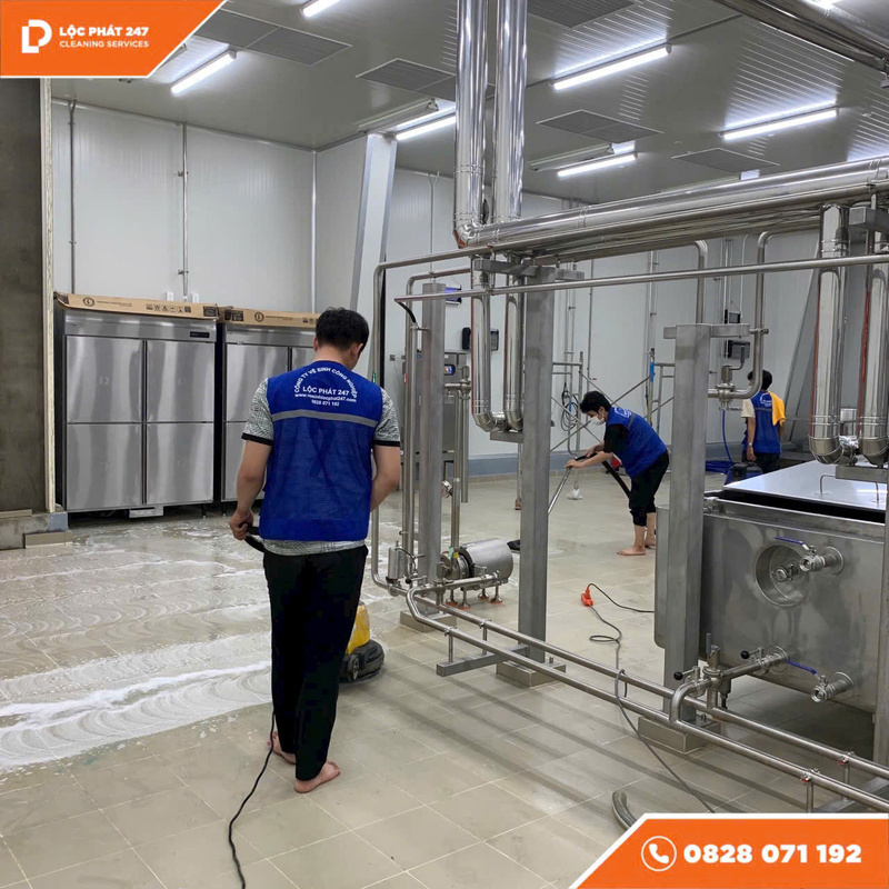 Dịch vụ vệ sinh công nghiệp - Vệ Sinh Lộc Phát 247 - Công Ty TNHH Thương Mại Dịch Vụ Lộc Phát 247