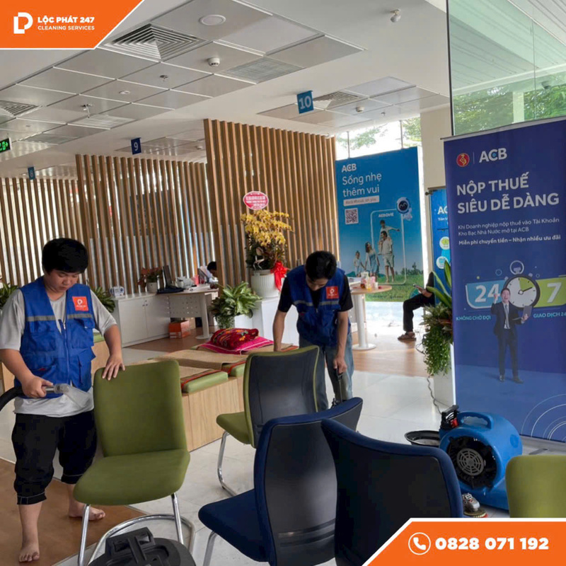 Dịch vụ vệ sinh ngân hàng - Vệ Sinh Lộc Phát 247 - Công Ty TNHH Thương Mại Dịch Vụ Lộc Phát 247