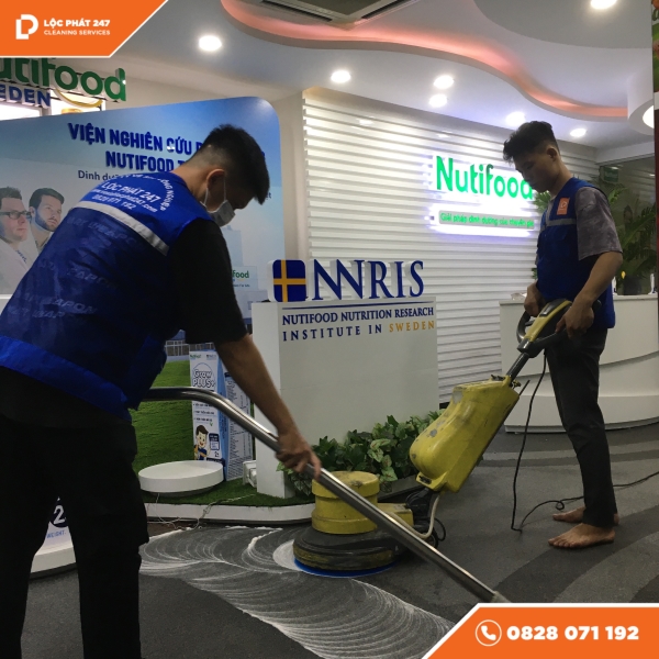 Dịch vụ vệ sinh nhà cửa, văn phòng - Vệ Sinh Lộc Phát 247 - Công Ty TNHH Thương Mại Dịch Vụ Lộc Phát 247