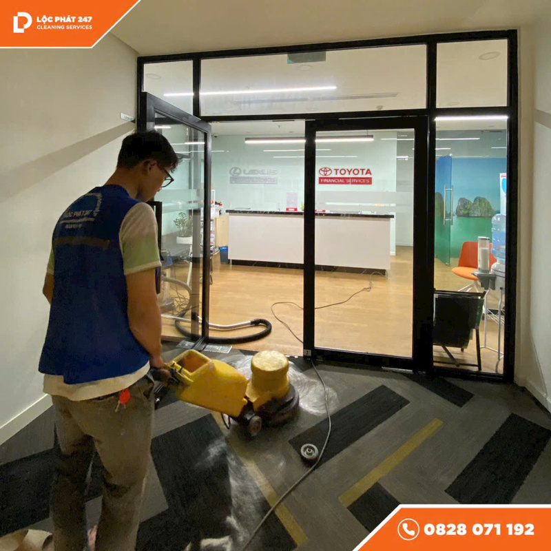 Dịch vụ vệ sinh văn phòng - Vệ Sinh Lộc Phát 247 - Công Ty TNHH Thương Mại Dịch Vụ Lộc Phát 247
