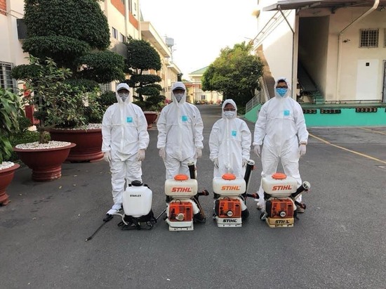 Hình ảnh công ty thực hiện dịch vụ