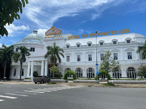 Nhà hàng tiệc cưới Queen Plaza Kì Hòa