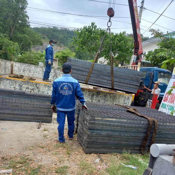 Sàn thao tác Grating