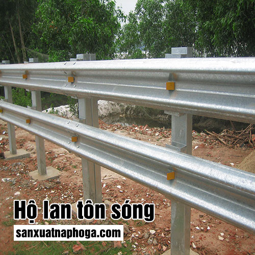 Hộ lan tôn sóng lượn