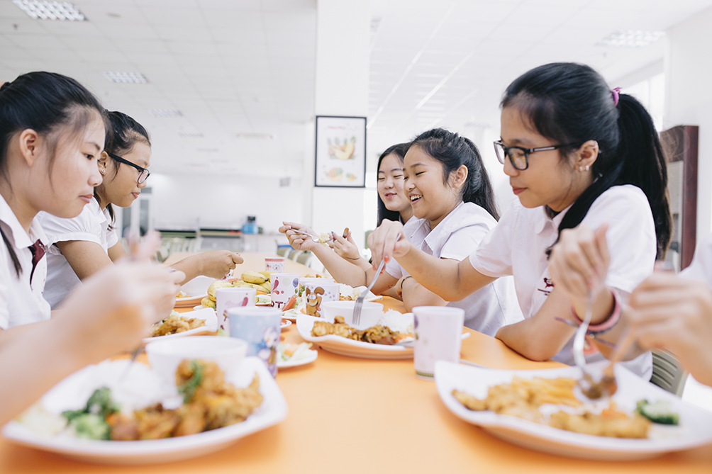 Suất ăn trường học - Suất Ăn Công Nghiệp Bảo Châu - Công Ty TNHH MTV Dịch Vụ Suất Ăn Bảo Châu