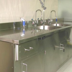Bồn rửa có hộp tủ - Thiết Bị Phòng Sạch Tuấn Quốc - Công Ty TNHH Sản Xuất Thương Mại Dịch Vụ Tuấn Quốc