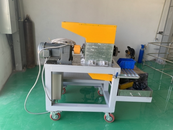 Máy nghiền phế liệu - Công Ty Cổ Phần Sản Xuất Và Dịch Vụ Leanmac