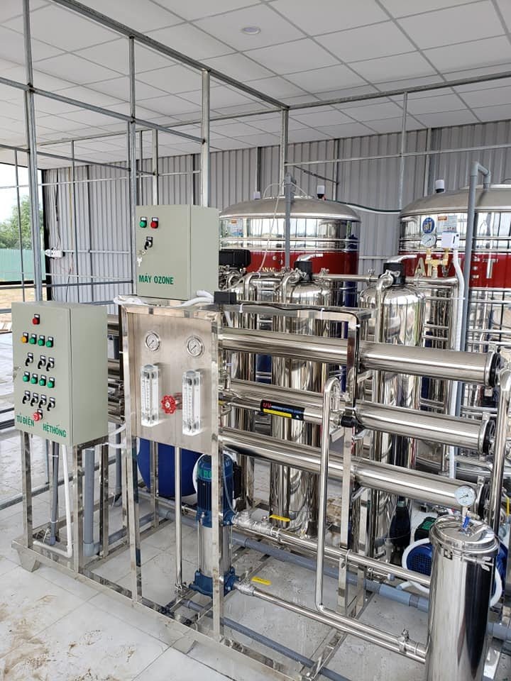 Máy lọc nước RO
