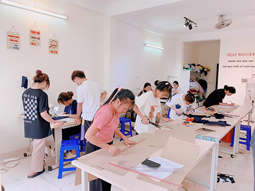 Đào tạo cắt may, thiết kế