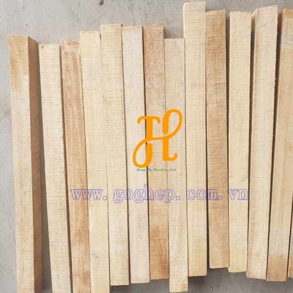 Phôi gỗ cao su thân - Gỗ Ghép Ván Ghép Hưng Phú - Công Ty TNHH Gỗ Ghép Hưng Phú
