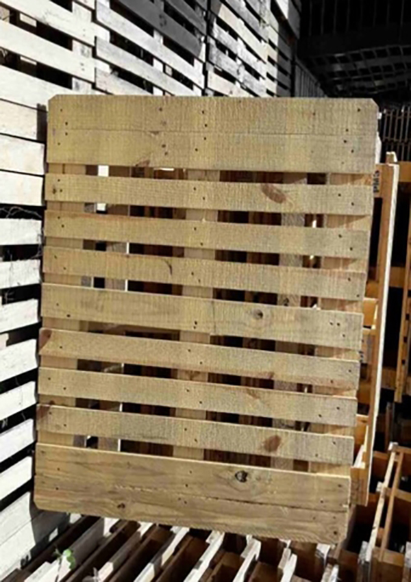 Pallet gỗ hở mặt