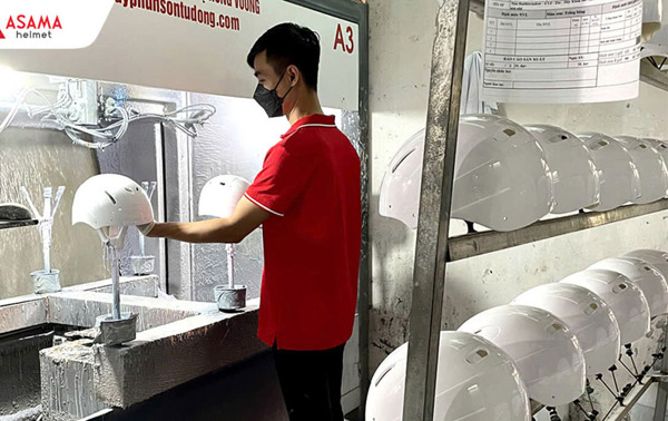 Hình ảnh sản xuất - Mũ Bảo Hiểm ASAMA VN - Công Ty TNHH Sản Xuất Thương Mại ASAMA VN