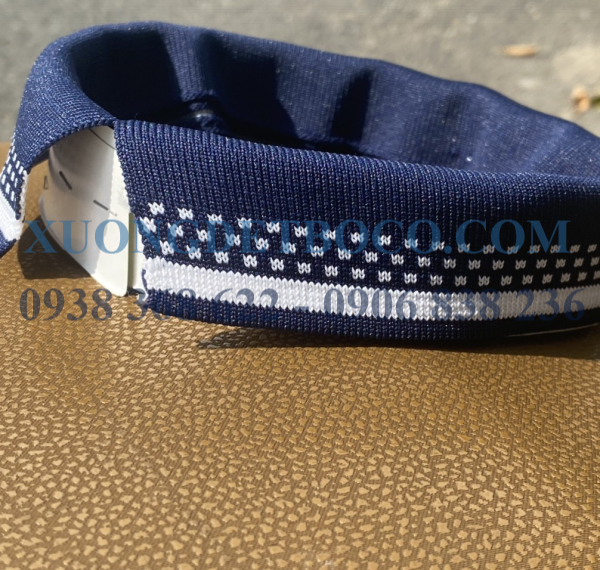 Bo cổ áo kiểu Poly