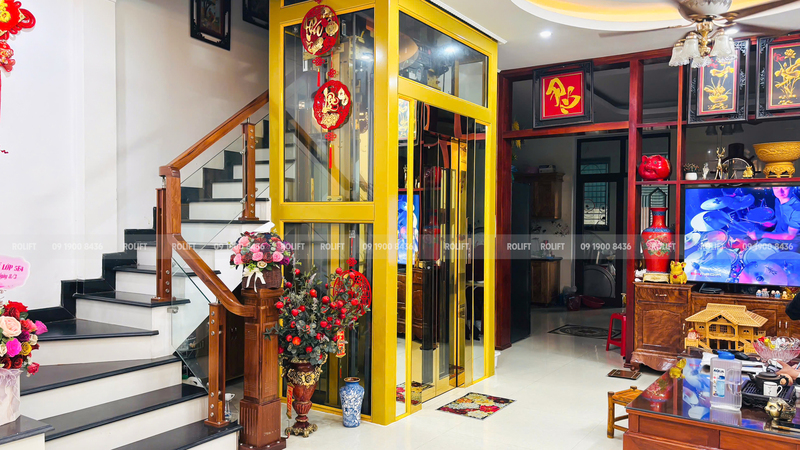 Thang máy gia đình