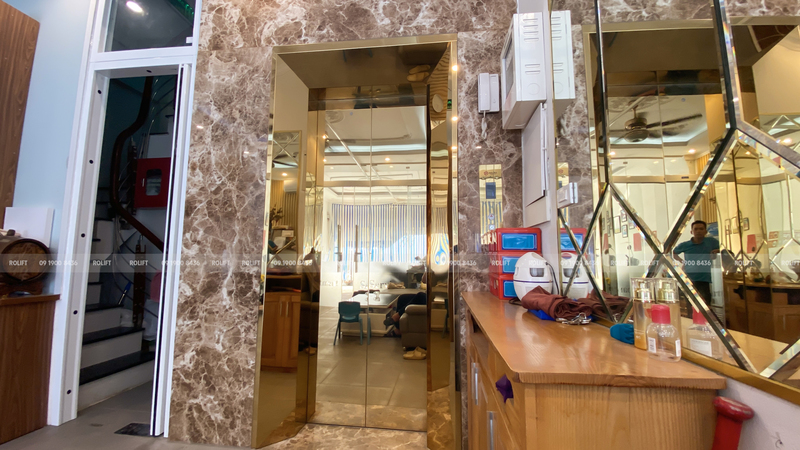 Thang máy gia đình