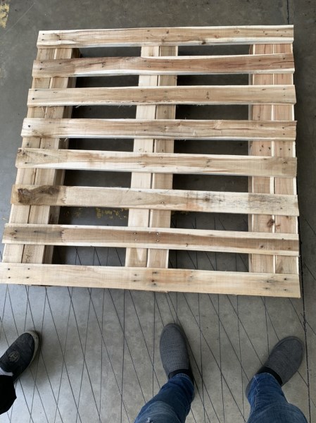 Pallet gỗ - Pallet Gỗ Minh Công - Công Ty TNHH Sản Xuất Và Kinh Doanh Thương Mại Minh Công