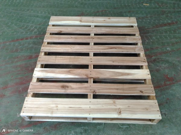 Pallet gỗ - Pallet Gỗ Minh Công - Công Ty TNHH Sản Xuất Và Kinh Doanh Thương Mại Minh Công