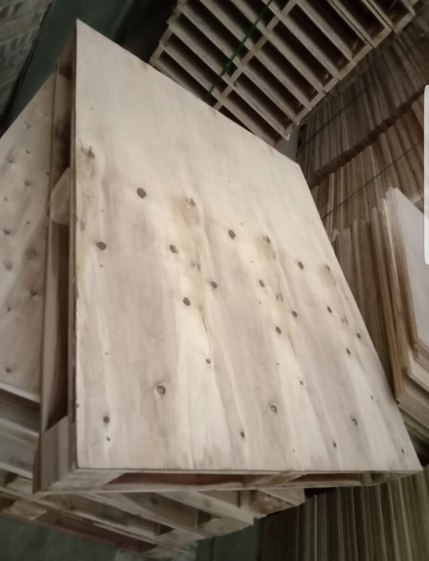 Pallet ván ép - Pallet Gỗ Minh Công - Công Ty TNHH Sản Xuất Và Kinh Doanh Thương Mại Minh Công