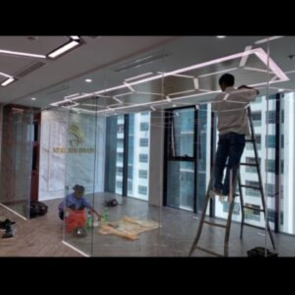 Thi công nội thất văn phòng - Xây Dựng Anh Đức - Công Ty TNHH Xuất Nhập Khẩu Và Thương Mại Anh Đức