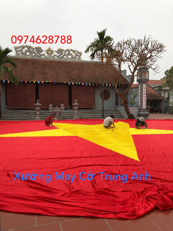Hình ảnh nhà xưởng may cờ Trung Anh