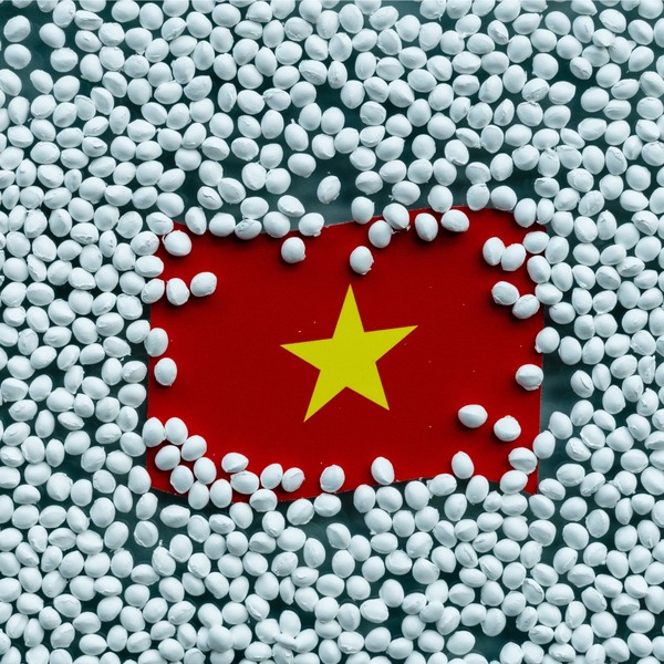 Hạt nhựa màu trắng