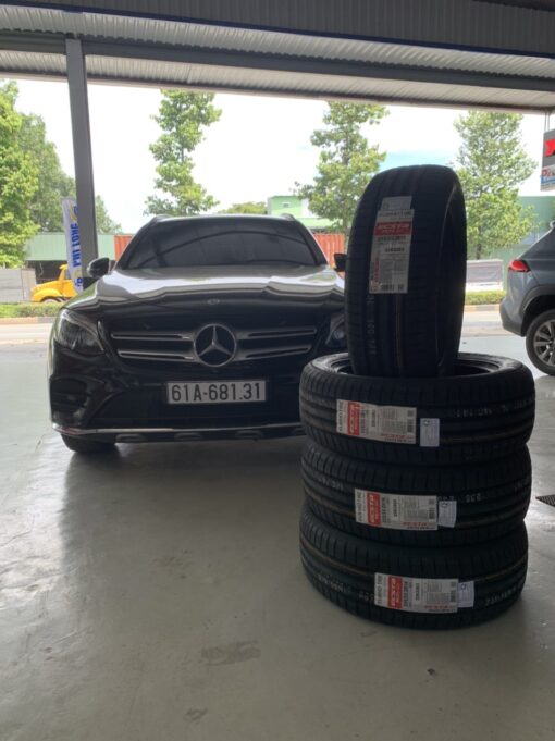 Lốp vỏ 235/55R19 Kumho PS71 - Phi Long Auto - Công Ty TNHH TM DV Ô Tô Phi Long