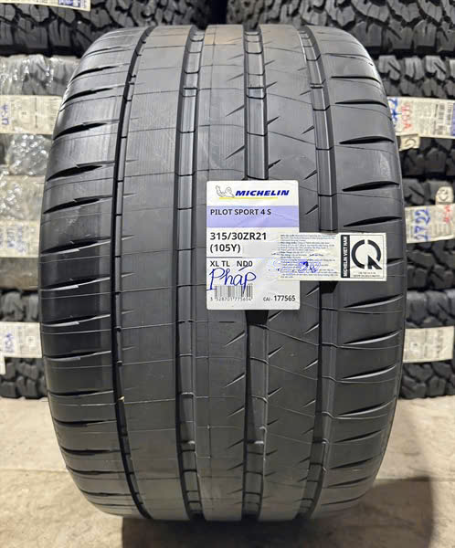 Lốp Michelin 315/30R21 Pilot Sport 4S - Phi Long Auto - Công Ty TNHH TM DV Ô Tô Phi Long