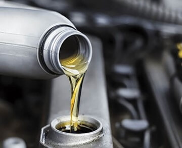 Dịch vụ thay dầu nhớt - Phi Long Auto - Công Ty TNHH TM DV Ô Tô Phi Long