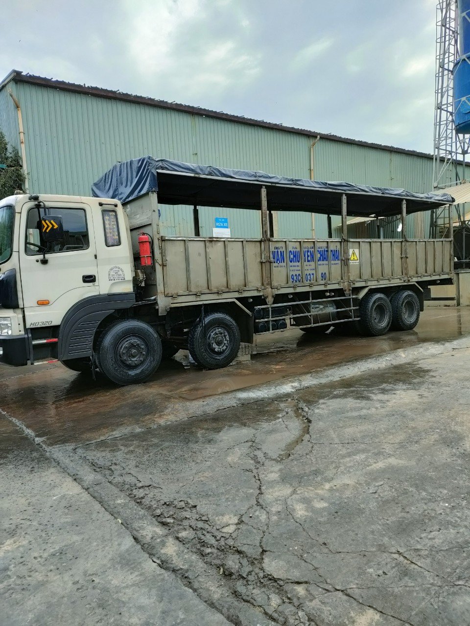 Xử lý chất thải công nghiệp và chất thải gây hại