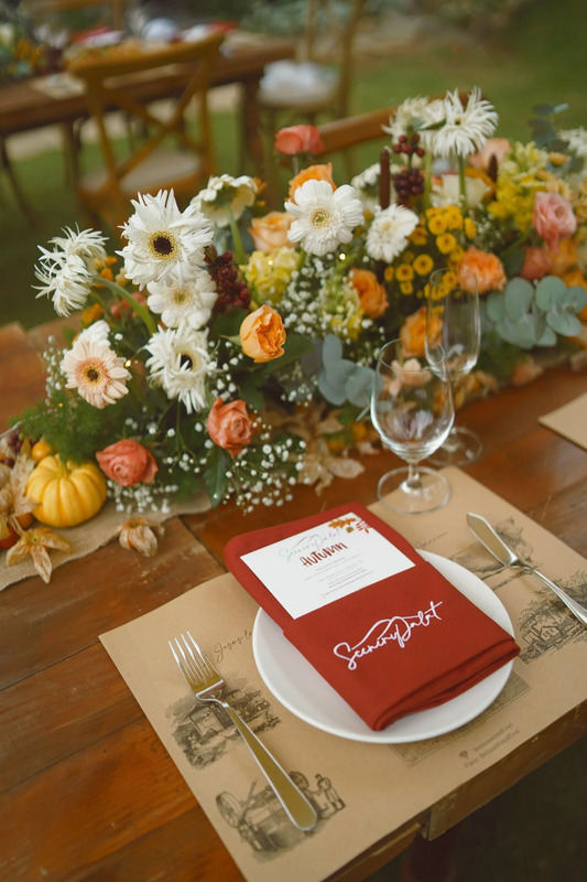 Khăn ăn Khaki thêu logo thương hiệu - Vải Nội Thất SOFT DECOR - Công Ty Cổ Phần SOFT DECOR