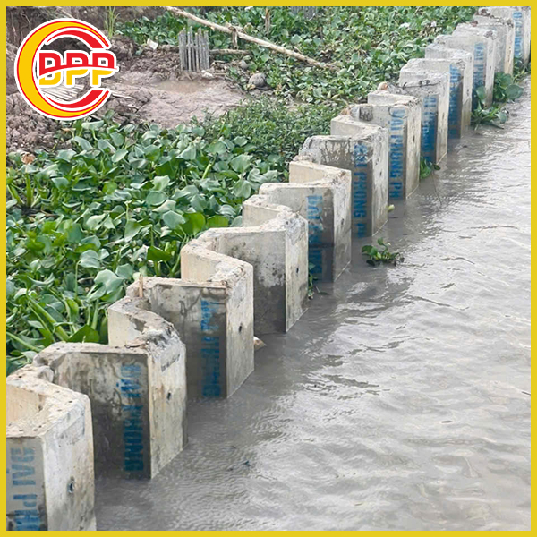 Cọc bê tông - Công Ty Trách Nhiệm Hữu Hạn Sản Xuất Thương Mại Đại Phong Phú