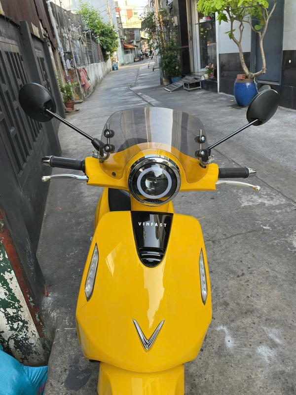 Kính chắn gió xe điện Evo - Evo Grand