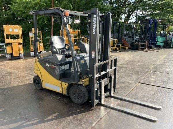 Xe nâng điện cũ FB15-12 - Xe Nâng Vlift Việt Nam - Công Ty TNHH Xe Nâng Vlift Việt Nam