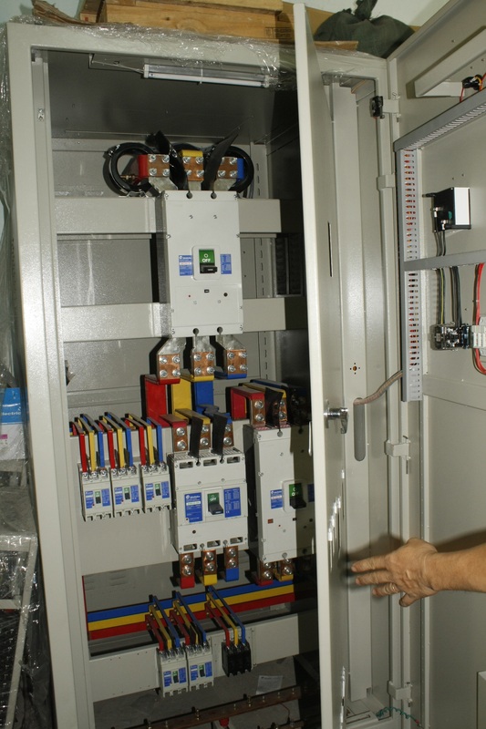 Tủ điện phân phối - Tủ Bảng Điện Đại Cường Phát - Công Ty TNHH Thương Mại Dịch Vụ Xây Lắp Cơ Điện Đại Cường Phát