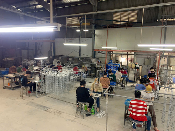 Dây chuyền sơn và xưởng sản xuất