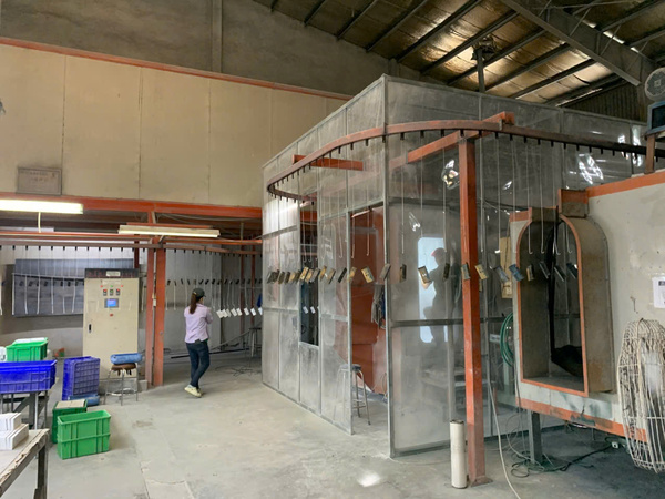 Dây chuyền sơn và xưởng sản xuất