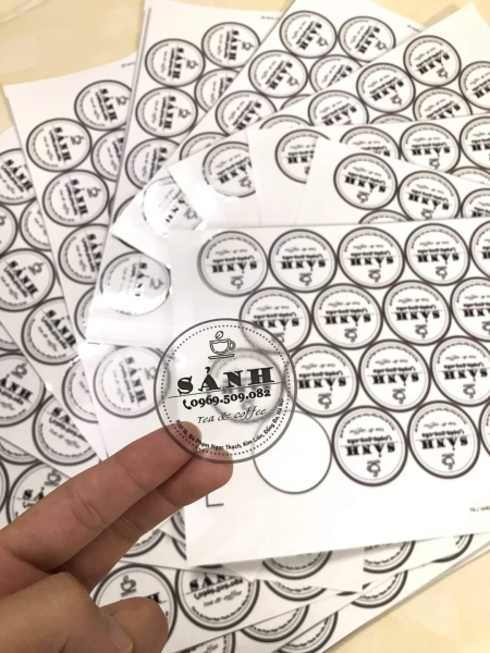 Tem decal nhựa trong